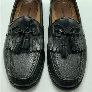 Black size 10 Johnston Murphy shoes